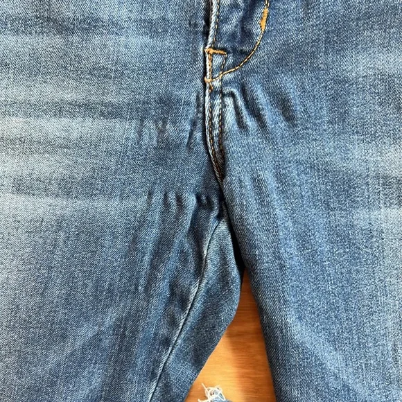 Zara Basic Capris Painted Stretchy Jeans | Size 12 - Picture 8 of 8